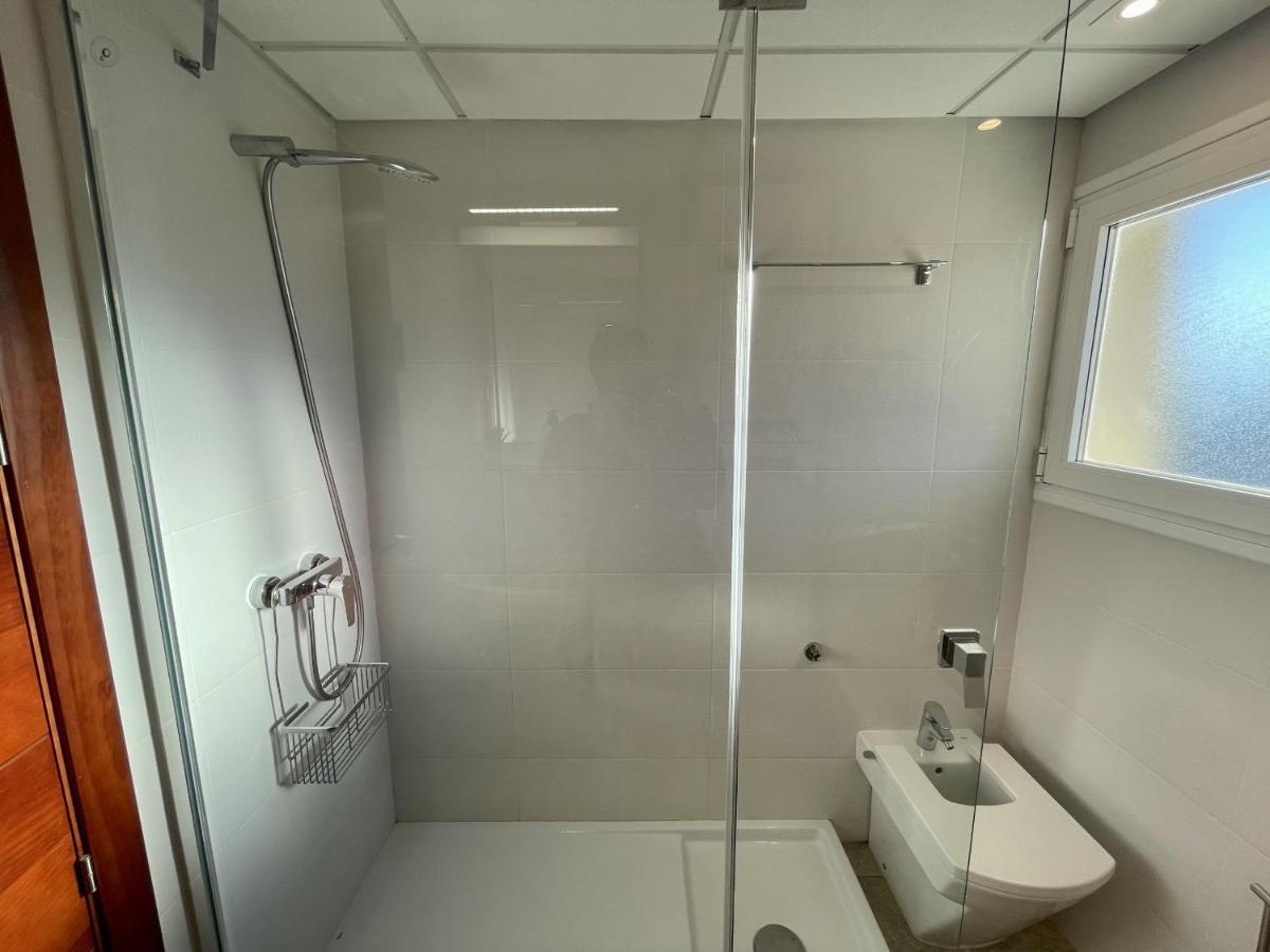 Exclusive Beachfront Apartment Torremolinos - Pool - Paddle - Tenis - Wifi - Central Aircon Exterior photo