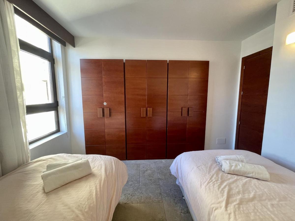 Exclusive Beachfront Apartment Torremolinos - Pool - Paddle - Tenis - Wifi - Central Aircon Exterior photo