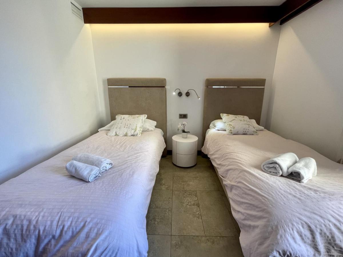 Exclusive Beachfront Apartment Torremolinos - Pool - Paddle - Tenis - Wifi - Central Aircon Exterior photo