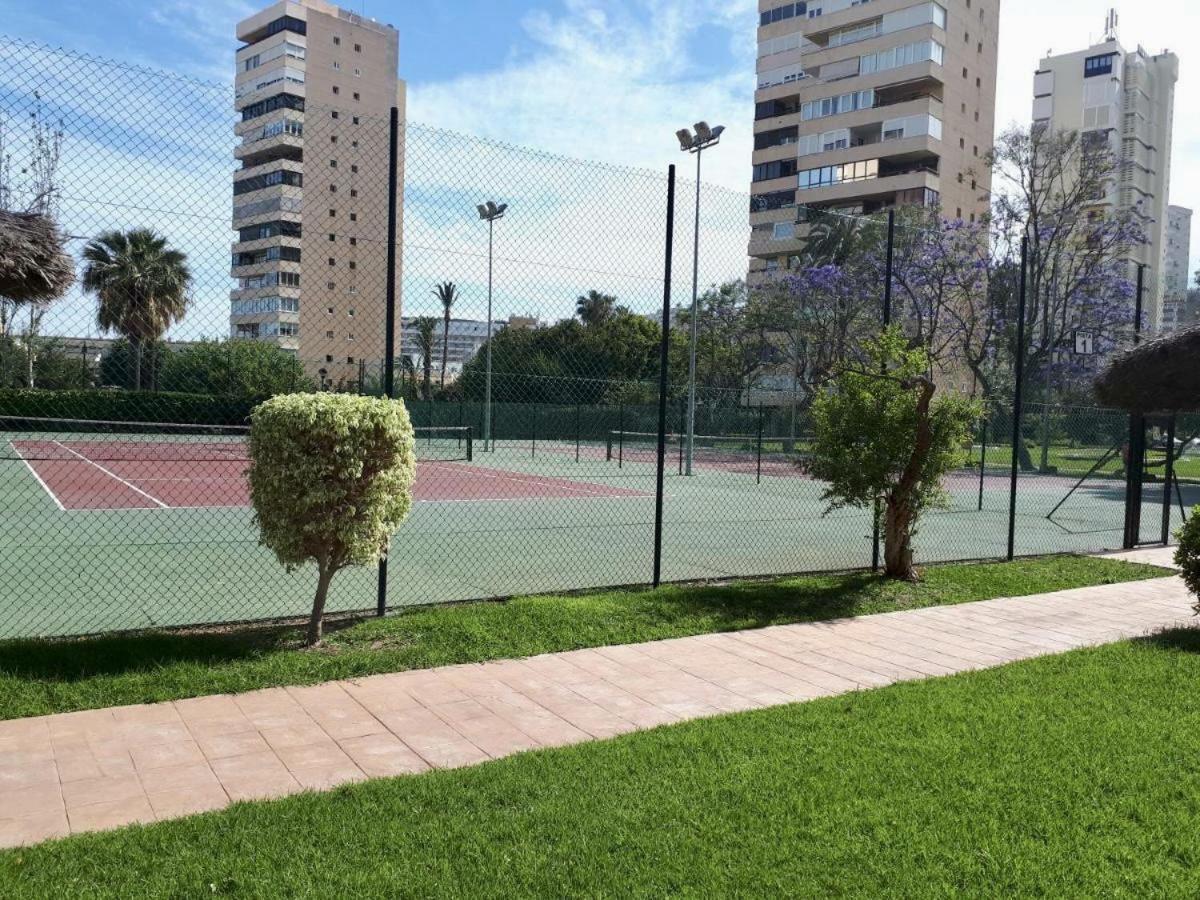 Exclusive Beachfront Apartment Torremolinos - Pool - Paddle - Tenis - Wifi - Central Aircon Exterior photo